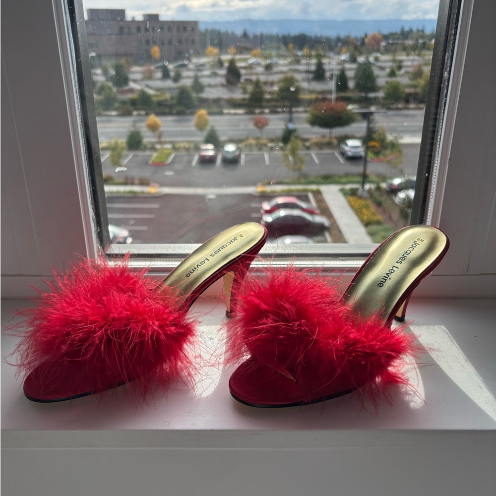 Jessica Simpson Vibrant Red Feathered Heels